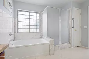 9422 N Weather Hill Dr, Tucson, AZ 85743 - Photo 28