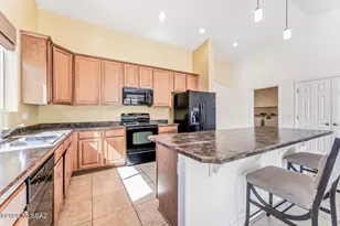 649 W Knotwood St, Green Valley, AZ 85614 - Photo 16