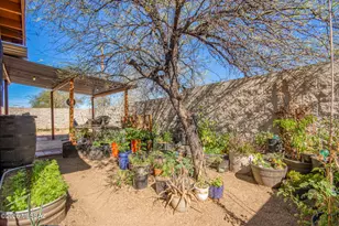 1988 S Longfellow Pl, Tucson, AZ 85711 - Photo 22