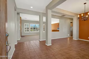 1894 E Longspur Pl, Green Valley, AZ 85614 - Photo 4