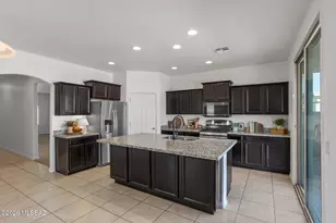 272 West Herschel H. Hobbs Place, Vail, AZ 85641 - Photo 6