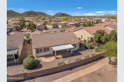 9532 N Twinkling Shadows Way, Tucson, AZ 85743 - Photo 4