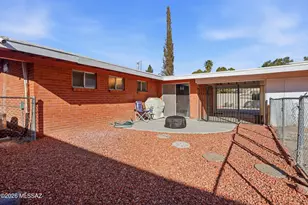 8925 E Bellevue St, Tucson, AZ 85715 - Photo 14