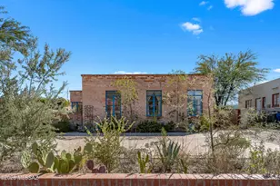 1934 E Mabel St, Tucson, AZ 85719 - Photo 2