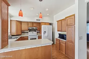 7326 E Montecito Dr, Tucson, AZ 85710 - Photo 14