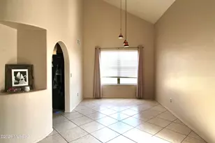 1910 N Takahe Way, Tucson, AZ 85745 - Photo 4