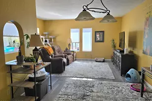 80 W Calle Del Chancero, Green Valley, AZ 85614 - Photo 10