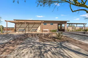 9708 E Crystal Point Trl, Tucson, AZ 85747 - Photo 40