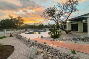 8172 E Galinda Dr, Tucson, AZ 85750 - Photo 28