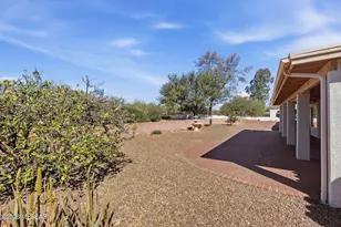 925 N Abrego Dr, Green Valley, AZ 85614 - Photo 34