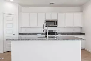 9753 N Heavenly Bamboo Dr, Marana, AZ 85653 - Photo 2