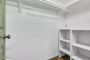 1721 E Blacklidge Dr, Tucson, AZ 85719 - Photo 8