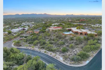 3232 E Blossom Dancer Lane #1, Tucson, AZ 85718 - Photo 2