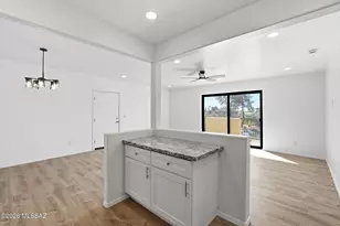 6342 N Barcelona Ln, Tucson, AZ 85704 - Photo 8