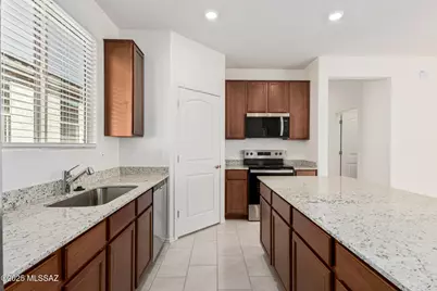 9253 N Agave Gold Road, Tucson, AZ 85742 - Photo 12