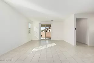 9253 N Agave Gold Rd, Tucson, AZ 85742 - Photo 8