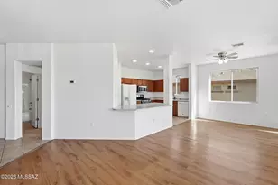 4613 S Pinnacle Peak Dr, Green Valley, AZ 85622 - Photo 16