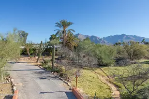 1112 W Maximilian Way, Tucson, AZ 85704 - Photo 2