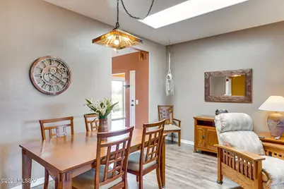 3925 S VÃ­a De Cristal, Green Valley, AZ 85614 - Photo 12