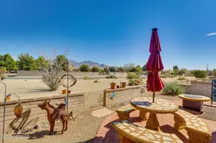 3925 S VÃ­a De Cristal, Green Valley, AZ 85614 - Photo 2
