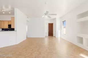 33 W Golden Spur Pl, Oro Valley, AZ 85755 - Photo 14