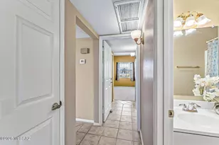 1085 W Camino Sagasta, Green Valley, AZ 85622 - Photo 28