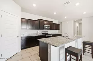 552 W Weldon St, Vail, AZ 85641 - Photo 8