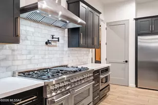 2720 N Cave Ct, Tucson, AZ 85749 - Photo 12