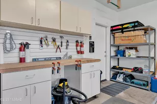 9774 E Holden Pl, Tucson, AZ 85748 - Photo 32