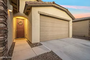 13033 E Cembeline Ln, Tucson, AZ 85747 - Photo 1