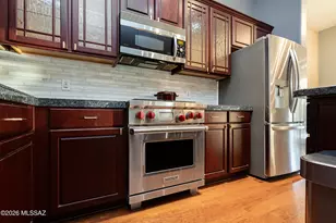 241 W Carlynn Cliff Pl, Oro Valley, AZ 85755 - Photo 12