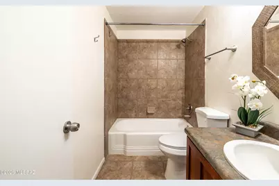2525 N Alvernon Way #UNIT C5, Tucson, AZ 85712 - Photo 12