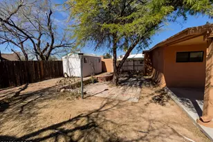 643 N Catalina Ave, Tucson, AZ 85711 - Photo 20