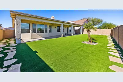 10036 N Blue Crossing Way, Tucson, AZ 85743 - Photo 8
