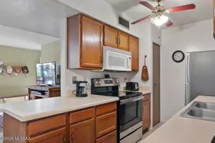 9420 E Speedway Blvd, Tucson, AZ 85710 - Photo 12