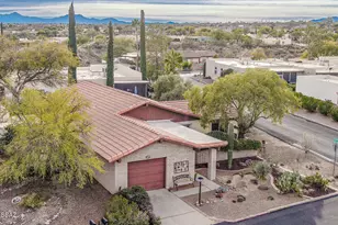 1051 W Camino Sagasta, Green Valley, AZ 85622 - Photo 2