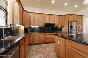 5805 W Oasis Rd, Tucson, AZ 85742 - Photo 8