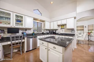 3652 N Sabino Creek Pl, Tucson, AZ 85750 - Photo 6