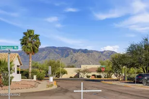 12675 N Granville Canyon Way, Oro Valley, AZ 85755 - Photo 2