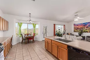 9496 N Weather Hill Dr, Tucson, AZ 85743 - Photo 28