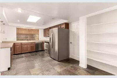 8909 E Palm Tree Drive, Tucson, AZ 85710 - Photo 14