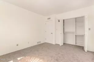 8909 E Palm Tree Dr, Tucson, AZ 85710 - Photo 26