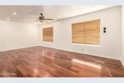 8909 E Palm Tree Drive, Tucson, AZ 85710 - Photo 6