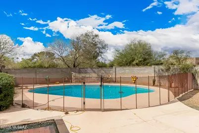 8909 E Palm Tree Drive, Tucson, AZ 85710 - Photo 40