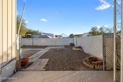 3531 W Grape Drive, Tucson, AZ 85741 - Photo 32