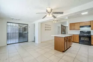 1930 W Waverly St, Tucson, AZ 85745 - Photo 6