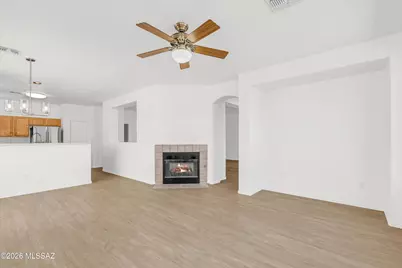 7700 W Wildflower Crest Way, Tucson, AZ 85743 - Photo 12