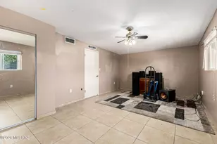 8051 E Hawthorne St, Tucson, AZ 85710 - Photo 28