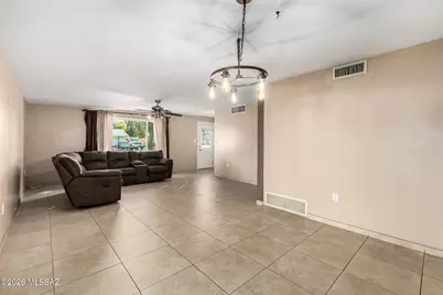 8051 E Hawthorne Street, Tucson, AZ 85710 - Photo 14