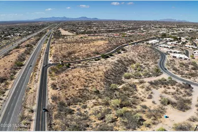 758 W Camino Encanto #1-4, Green Valley, AZ 85622 - Photo 8